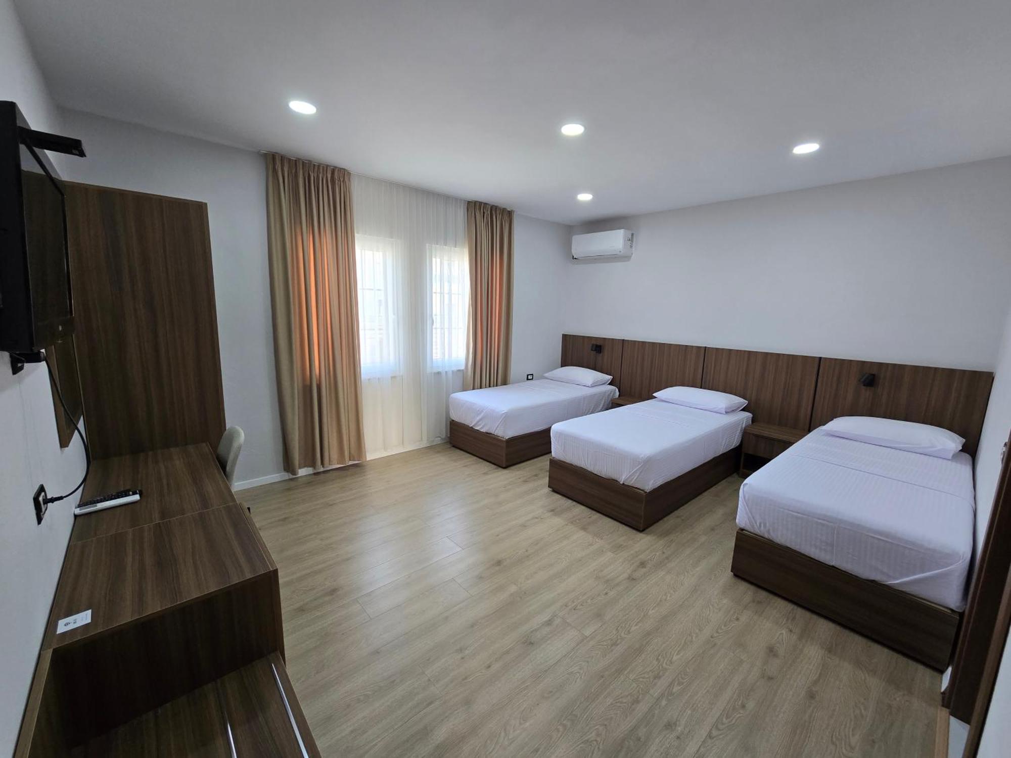 Hotel Aleks ชโคเดอร์ ภายนอก รูปภาพ